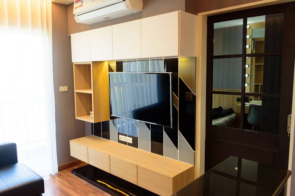 Chic & Cozy Condo Interior